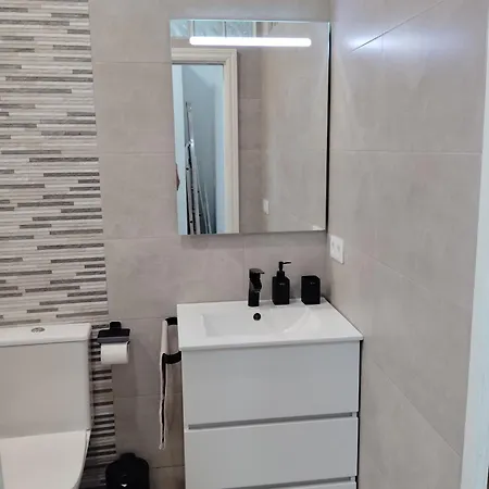 Plaza Palmeras2 Apartamento *